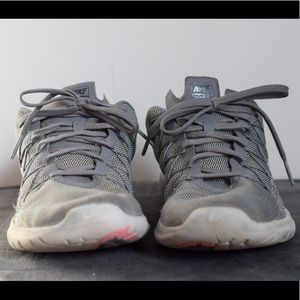 Nike Fury 2 Running Shoes 👟